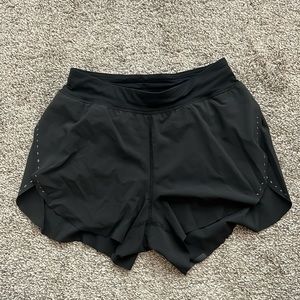 FIND YOURPACE HIGH-RISE LINED SHORT 3”